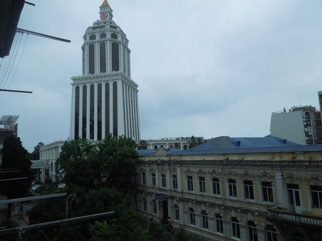 Nellie'S Apartment Batumi Kültér fotó