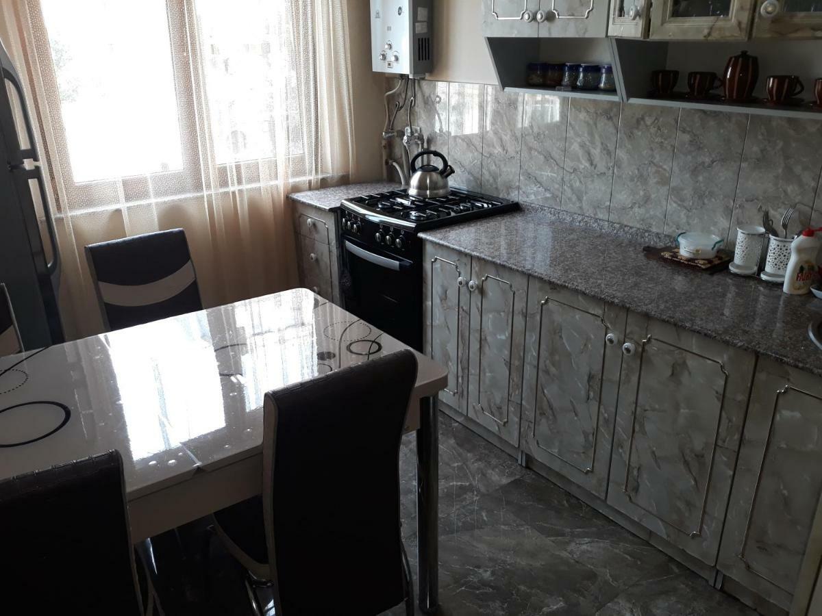 Nellie'S Apartment Batumi Kültér fotó